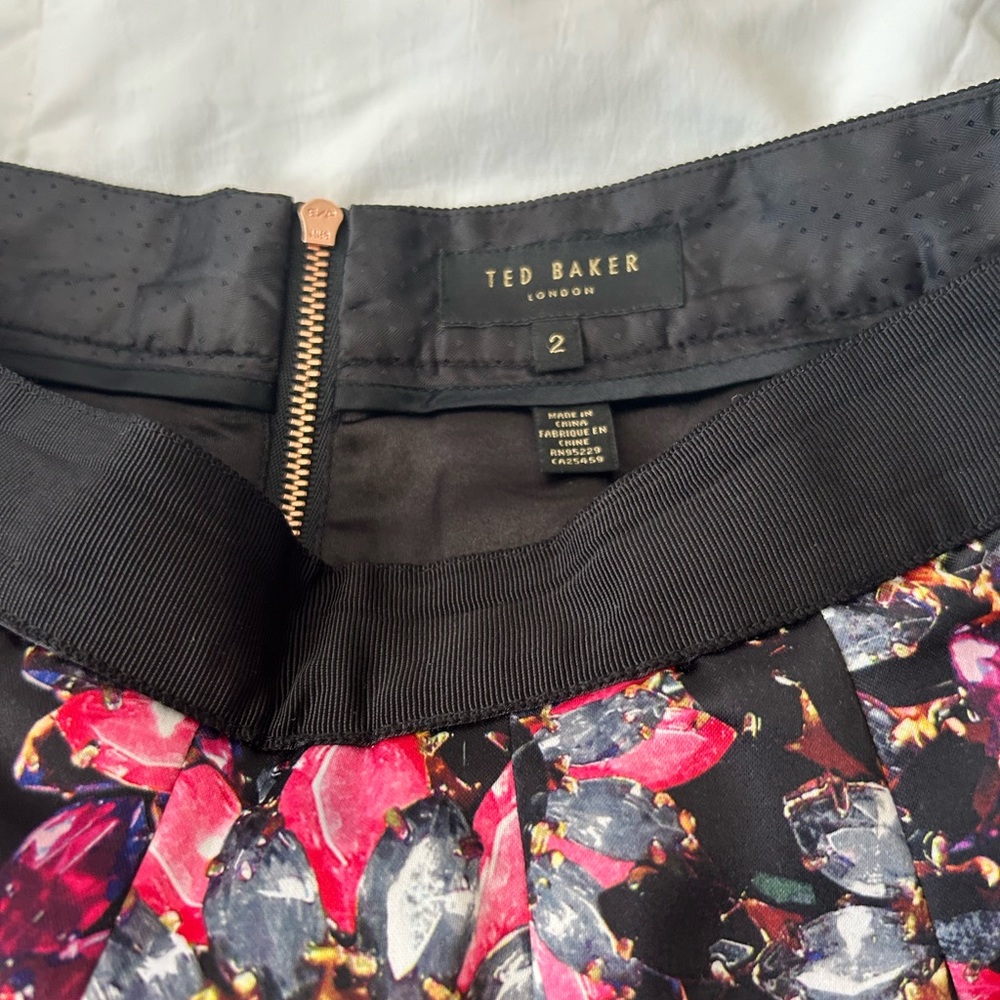 Ted Baker London skirt bundle - Picture 5 of 6